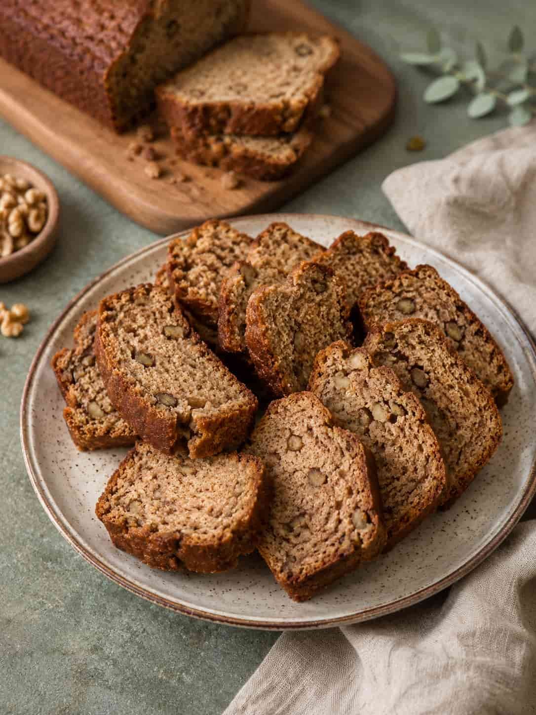 Banan kruh – recept za sočan domaći kruh od banane