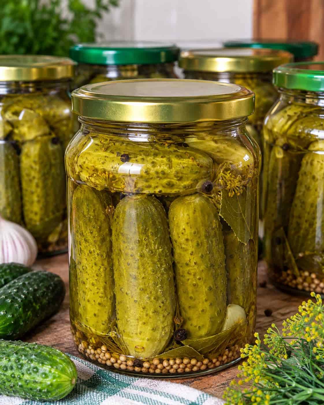 Domaći kiseli krastavci za zimnicu – hrskavi i puni okusa
